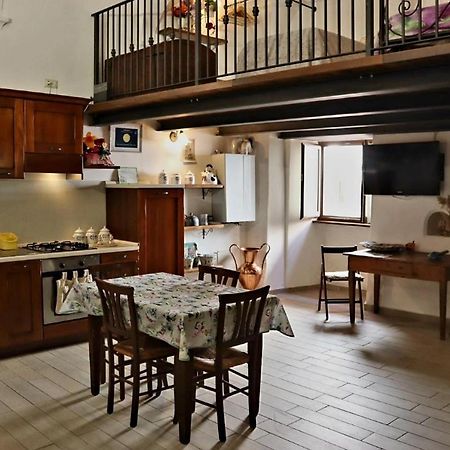 Twins' Historical Apartment Trevi Luaran gambar