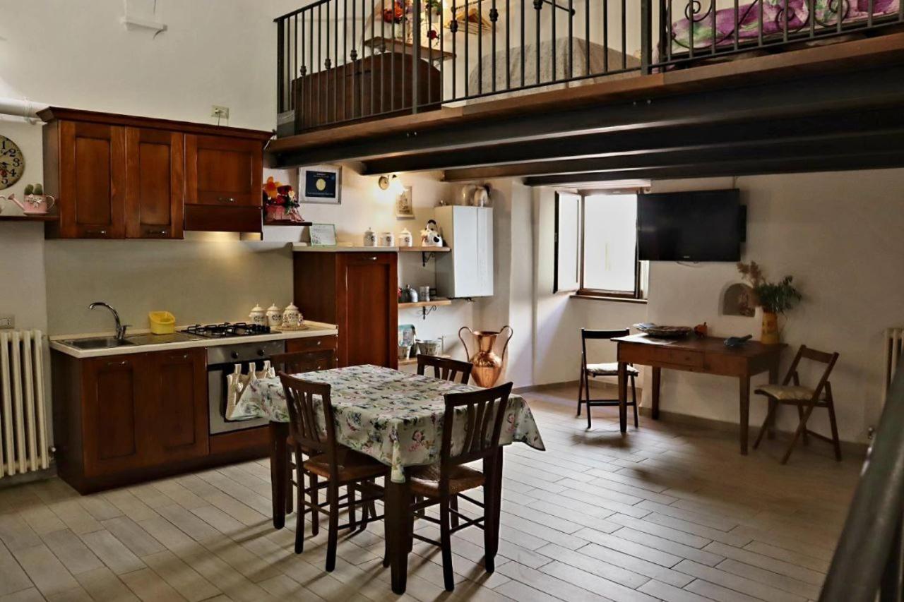 Twins' Historical Apartment Trevi Luaran gambar
